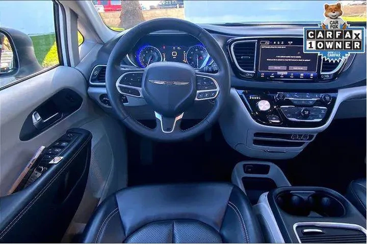 $26985 : Chrysler Pacifica 2023 Touri image 5