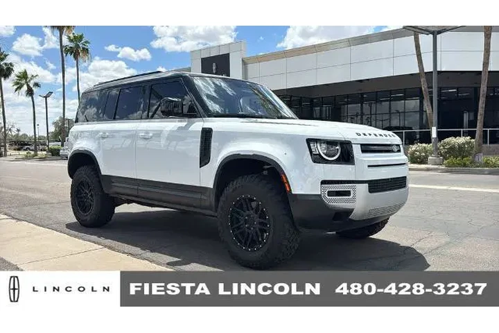 $39852 : Land Rover Defender 2022 AWD image 1