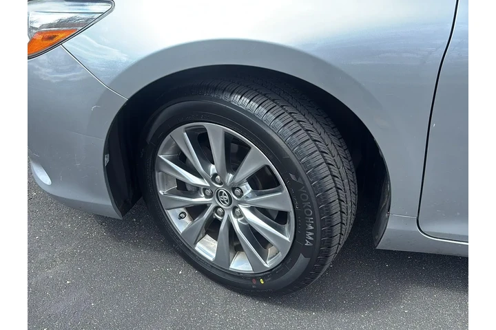 $18888 : 2015 Camry XLE image 5