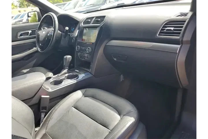 $16590 : Ford Explorer 2018 XLT 4dr S image 10