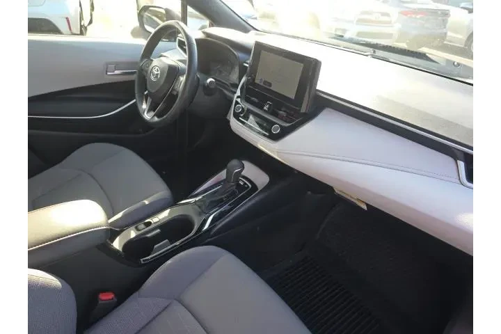 $25312 : Toyota Corolla Hybrid 2025 S image 10