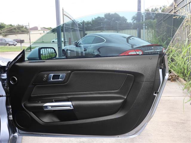 $31995 : 2021 Mustang GT Coupe image 8