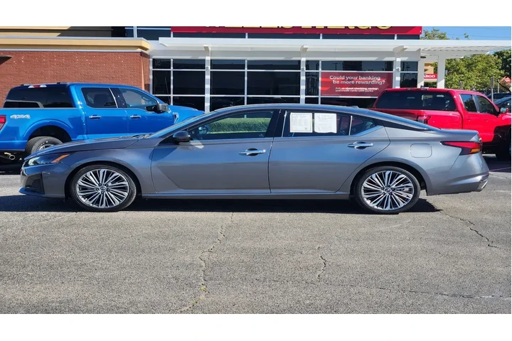 $22059 : Nissan Altima 2023 2.5 SL 4d image 4