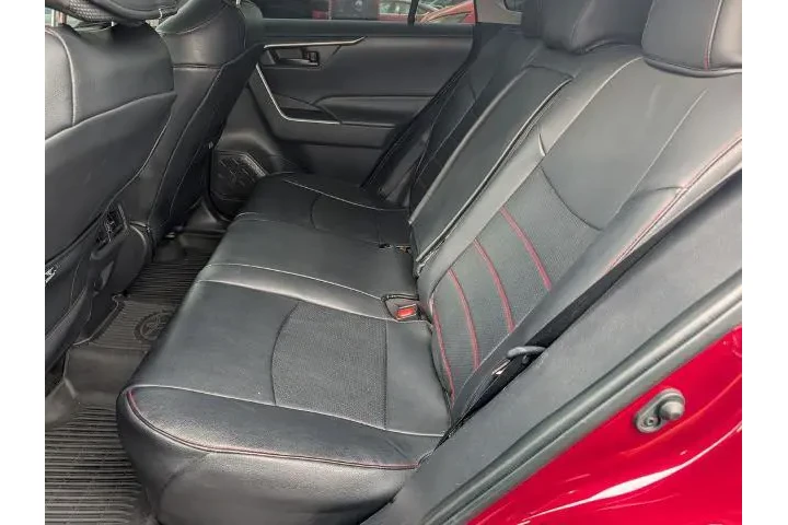 $23870 : Toyota RAV4 2023 LE 4dr SUV image 7