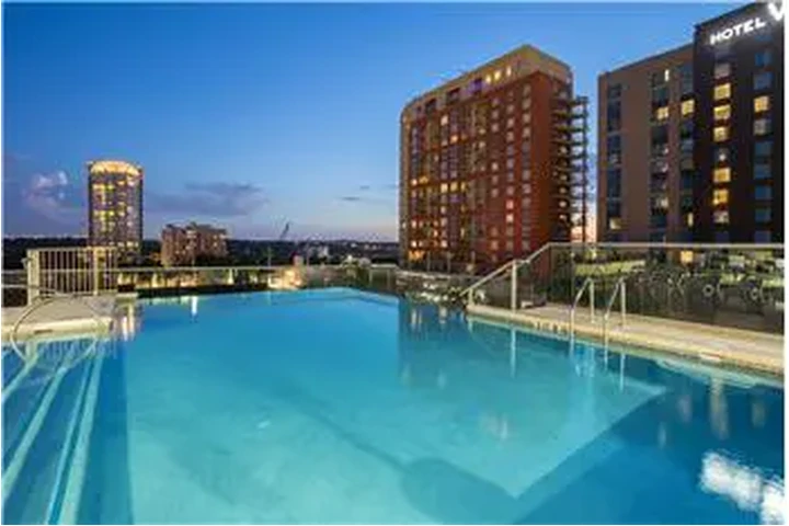 $1977 : Rental property with 1 bedro image 1