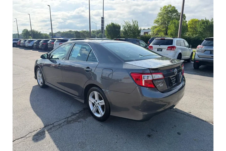 $6980 : 2014 Camry SE image 4