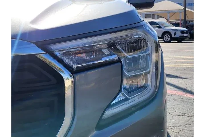 $20800 : GMC Terrain 2023 SLE 4dr SUV image 10