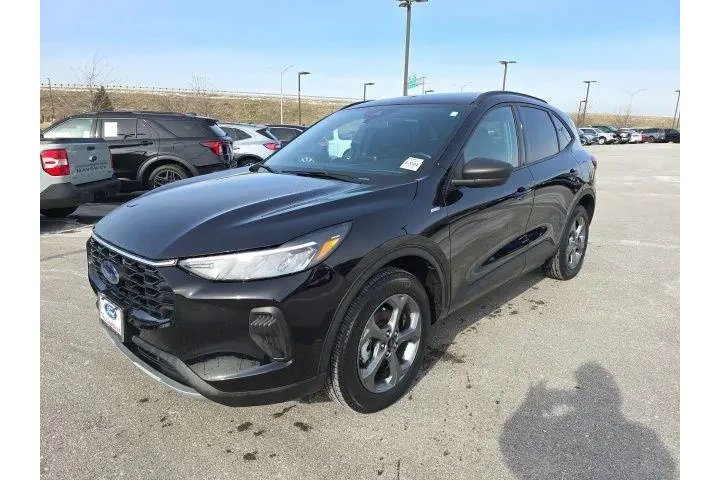$25900 : Ford Escape 2025 AWD ST-Line image 1