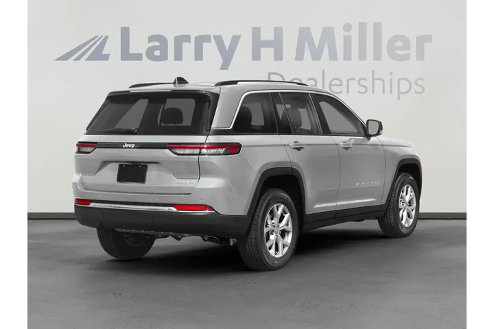 $30453 : Jeep Grand Cherokee 2024 4x4 image 2