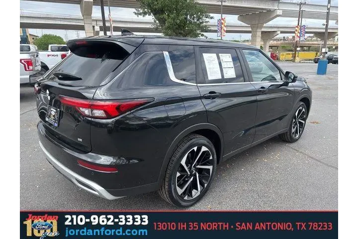 $22498 : Mitsubishi Outlander 2023 AW image 8