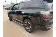 $25694 : Toyota 4Runner 2017 4x2 SR5 thumbnail