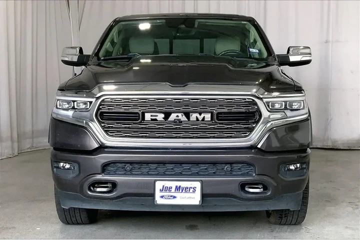 $35991 : Ram 1500 2020 4x4 Limited 4d image 2