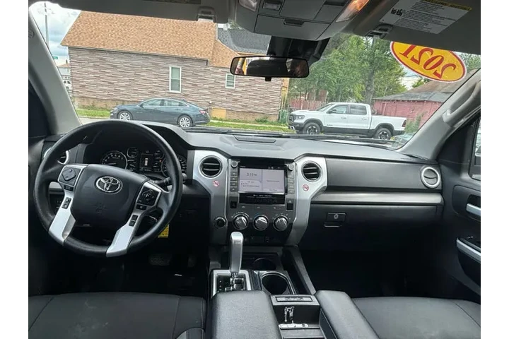 $32995 : 2021 Tundra SR5 image 10