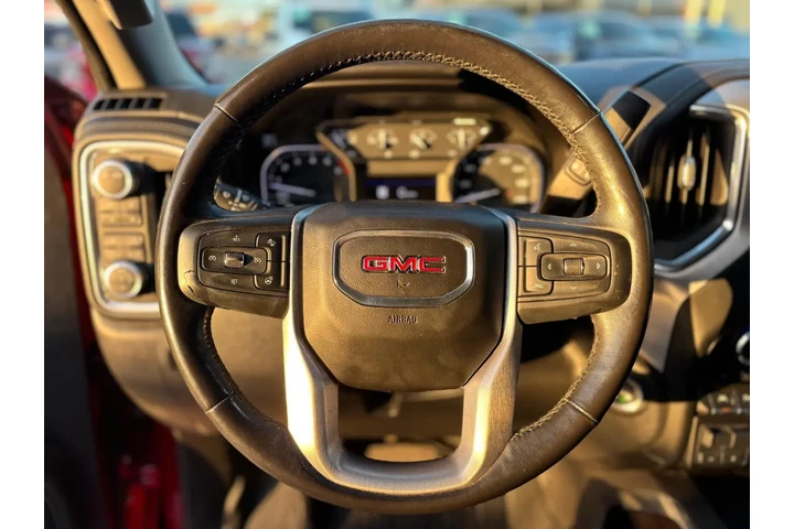 2021 GMC Sierra 1500 SLT image 10