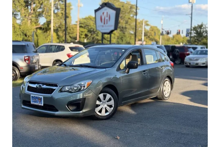 $9500 : 2014 Impreza 2.0i image 2