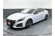 Nissan Altima 2023 2.5 SR 4d en Houston