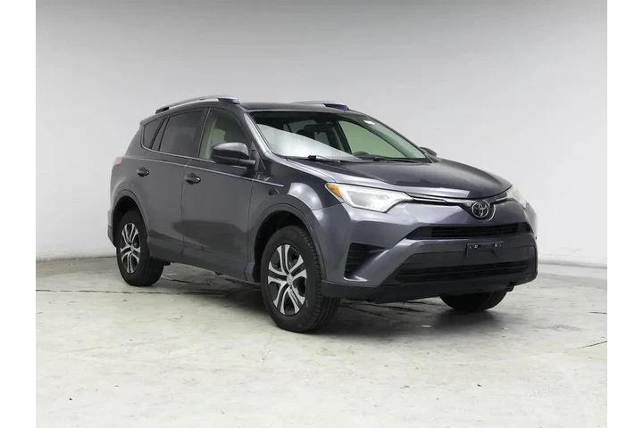 $17998 : Toyota RAV4 2018 LE 4dr SUV image 1