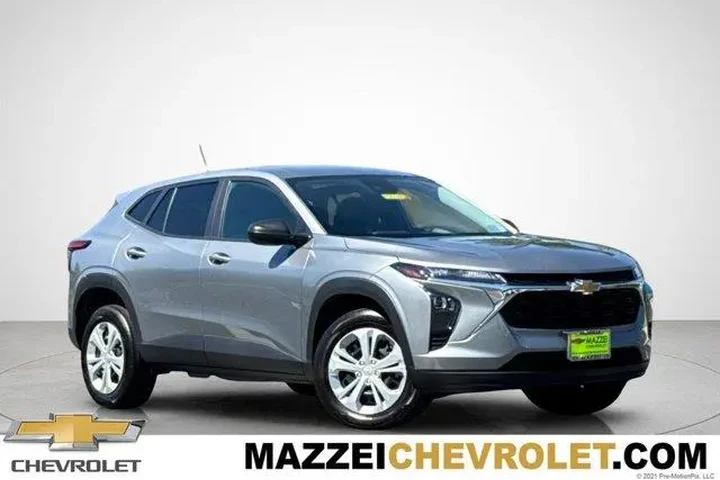 $19967 : Chevrolet Trax 2025 LS 4dr C image 1