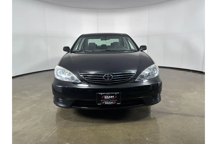 $10000 : 2005 Camry LE image 9