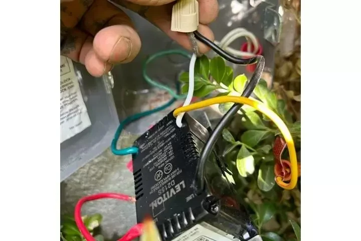 Plomería y Electricidad image 1