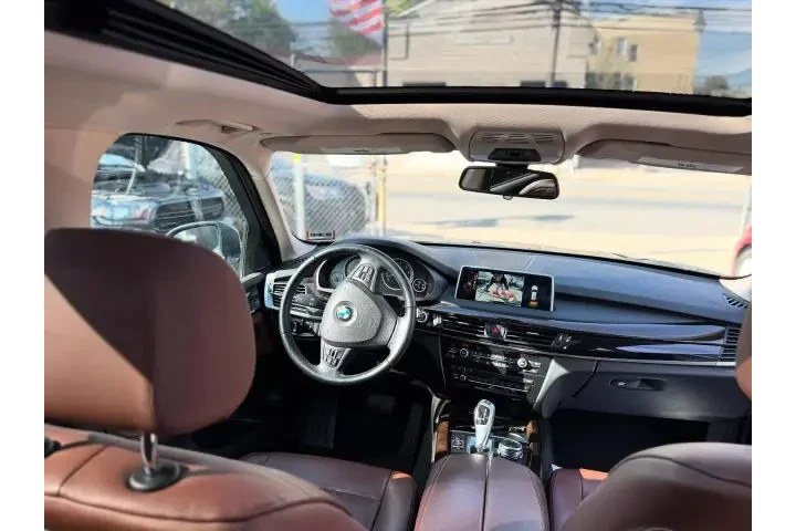 2014 BMW X52014 BMW X5 image 5