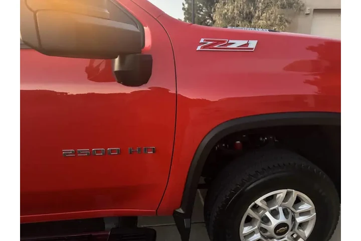 2024 Silverado 2500HD LT image 5