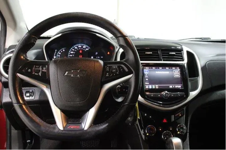 $13998 : Chevrolet Sonic 2020 LT 4dr image 8