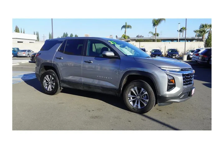 $24484 : 2025 Equinox FWD LT image 4