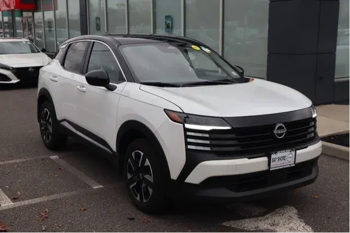 $21222 : Nissan Kicks 2025 AWD SV 4dr image 3