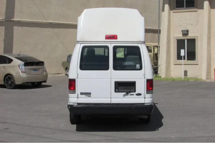 $13995 : 2011 E-Series E-350 SD image 6