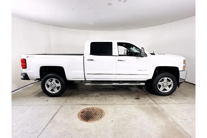 $39843 : Chevrolet Silverado 2500HD 2 image 8