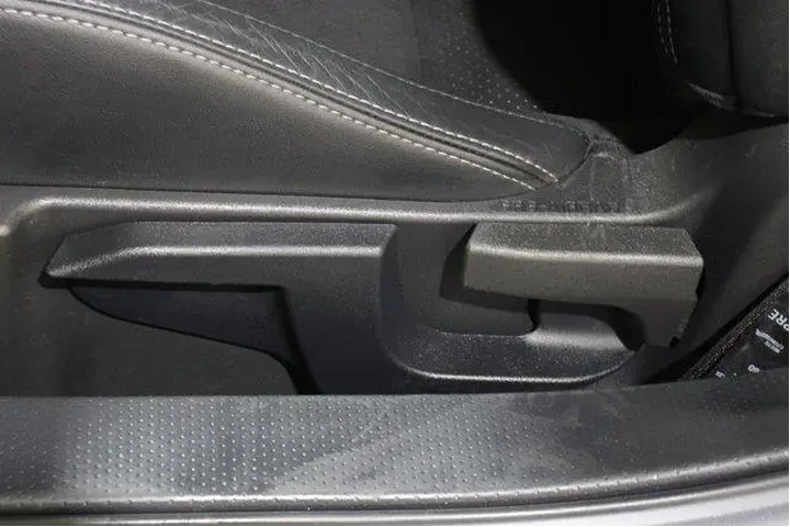 $30998 : Toyota GR86 2023 Premium 2dr image 4