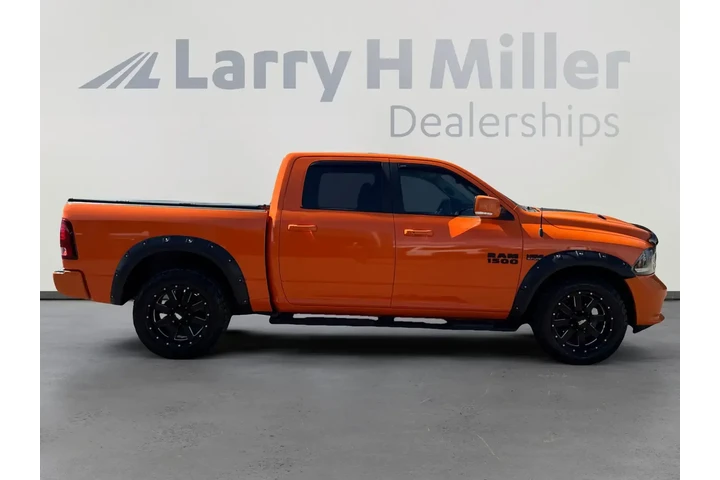$22695 : Ram 1500 2015 4x4 Sport 4dr image 6