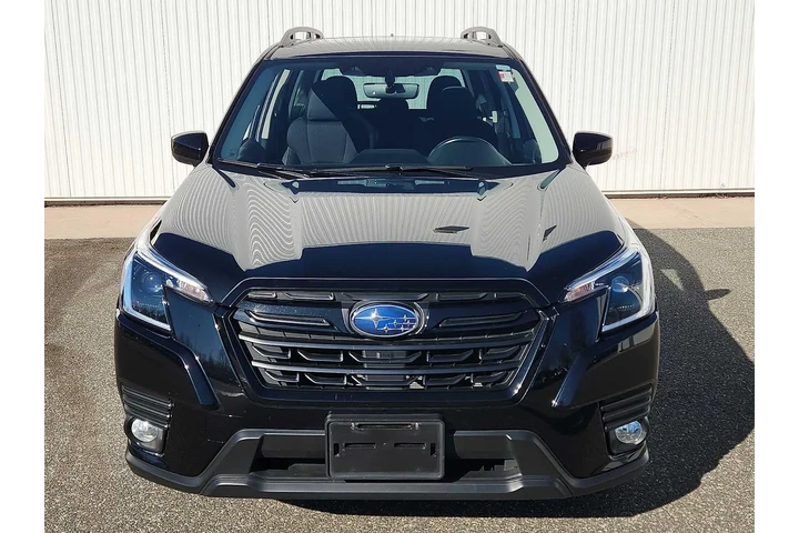 $26799 : Subaru Forester 2023 AWD Pre image 2