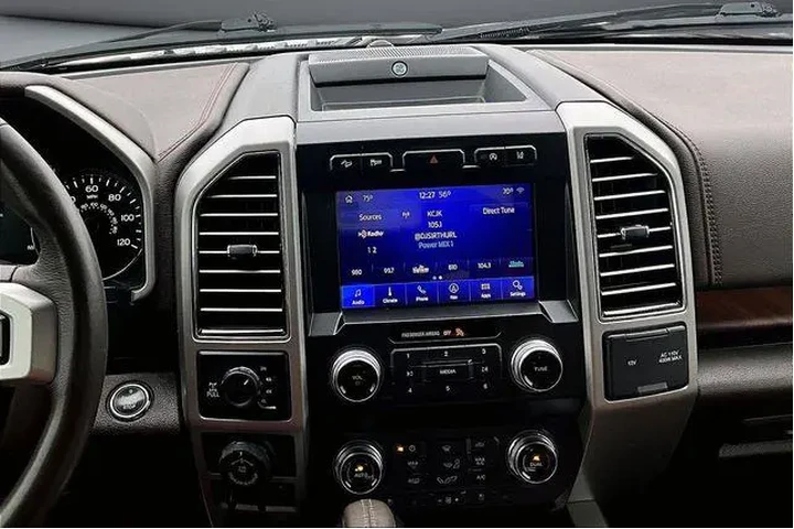 $33750 : Ford F-150 2020 4x4 King Ran image 10