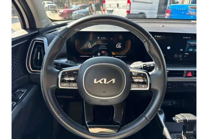 2024 Sorento S 2WD image 8