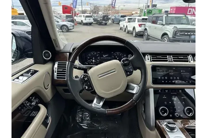 $37632 : Land Rover Range Rover 2021 image 8