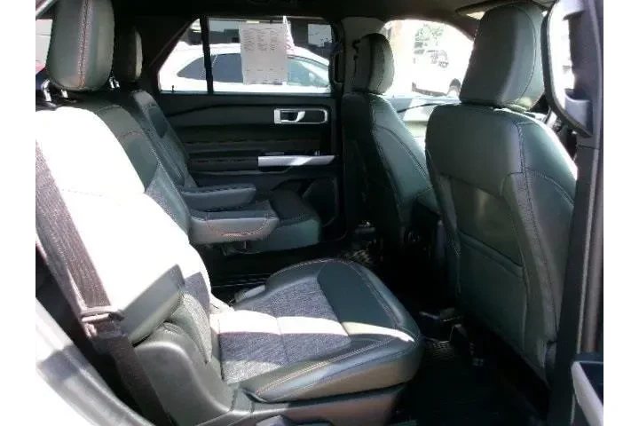 $35880 : Ford Explorer 2022 AWD Timbe image 4