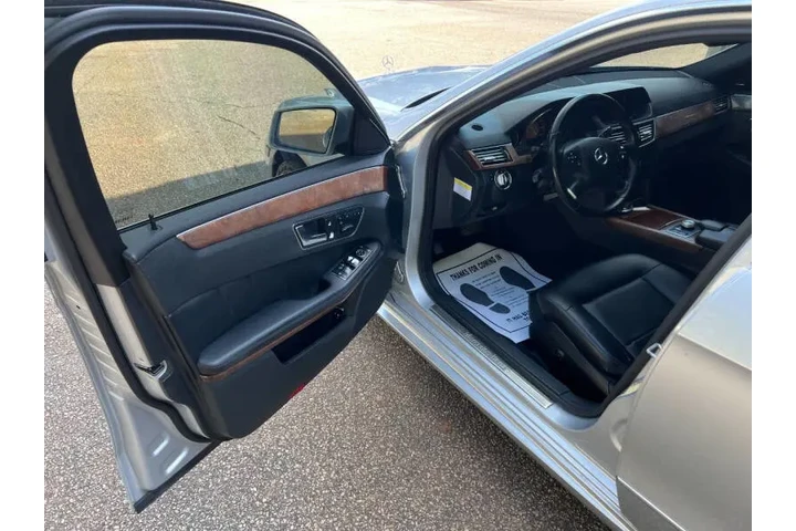 $8999 : 2010 Mercedes-Benz E-Class E image 10