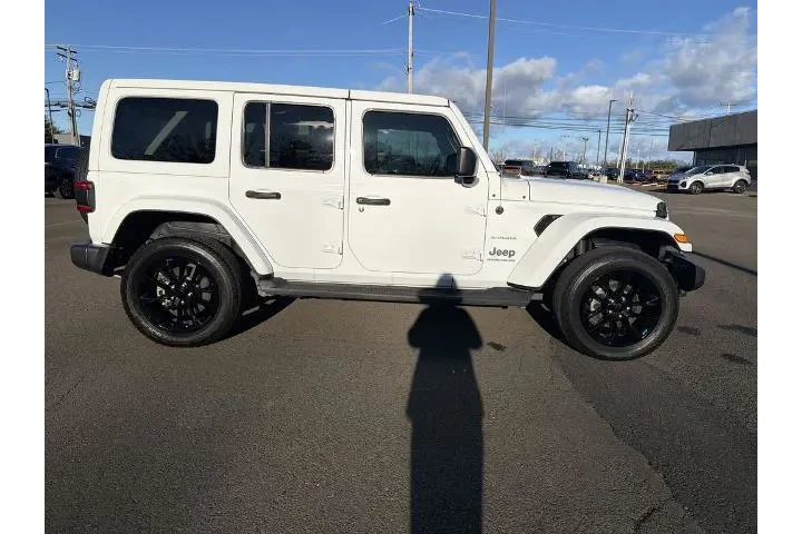 $32890 : Jeep Wrangler 2023 4x4 Sahar image 6