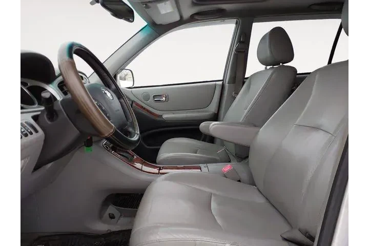 $8561 : Toyota Highlander Hybrid 200 image 7