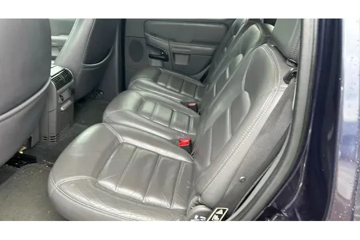 $9999 : Ford Explorer 2002 4dr XLT 4 image 5