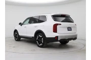 $34998 : Kia Telluride 2023 S 4dr SUV thumbnail