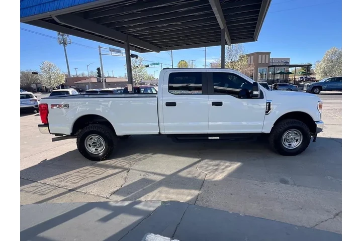 2022 F-250 SD XL Crew Cab 4WD image 4