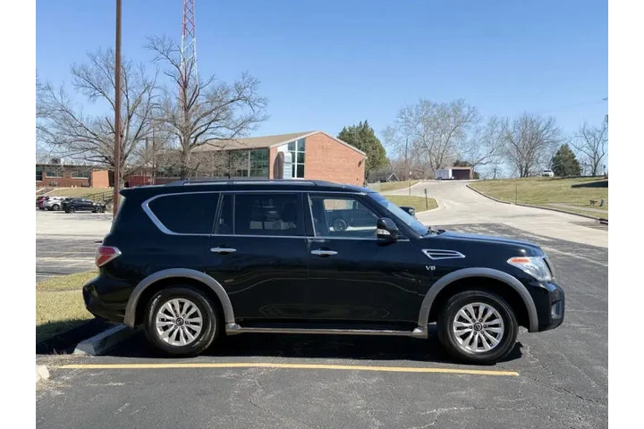 $12999 : 2020 Armada SV image 5