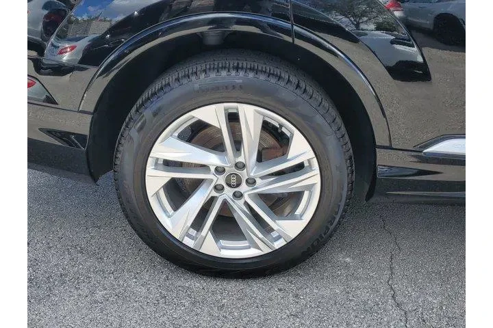Audi Q7 2021 AWD quattro Pre image 7