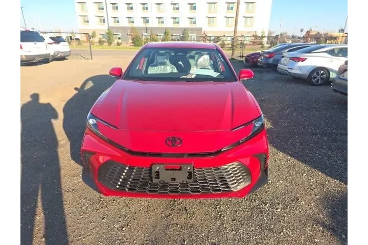 $36900 : Toyota Camry 2026 SE 4dr Sed image 2