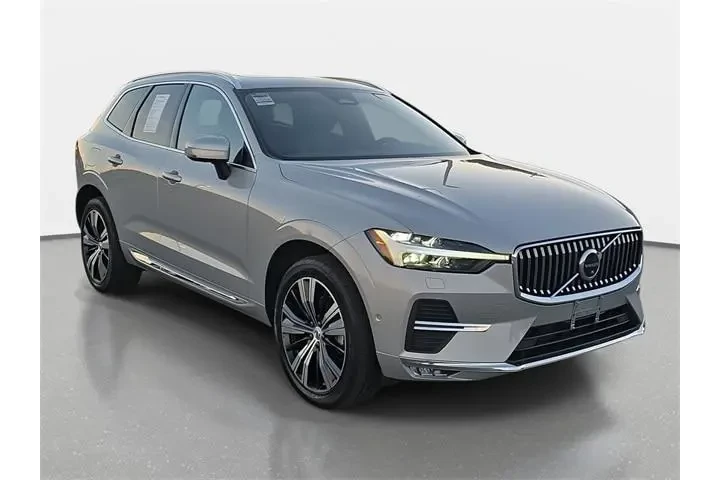 $30482 : Volvo XC60 2023 AWD B5 Plus image 3