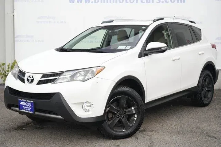 $14900 : Toyota RAV4 2015 AWD XLE 4dr image 2