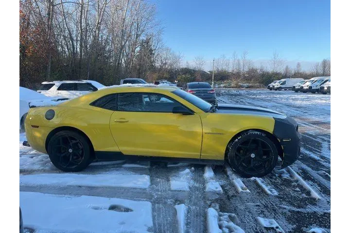 $7995 : Chevrolet Camaro 2011 LT 2dr image 3